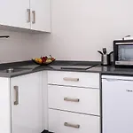 Estudios Contemporaneos Y Centricos Solo Familias Parejas