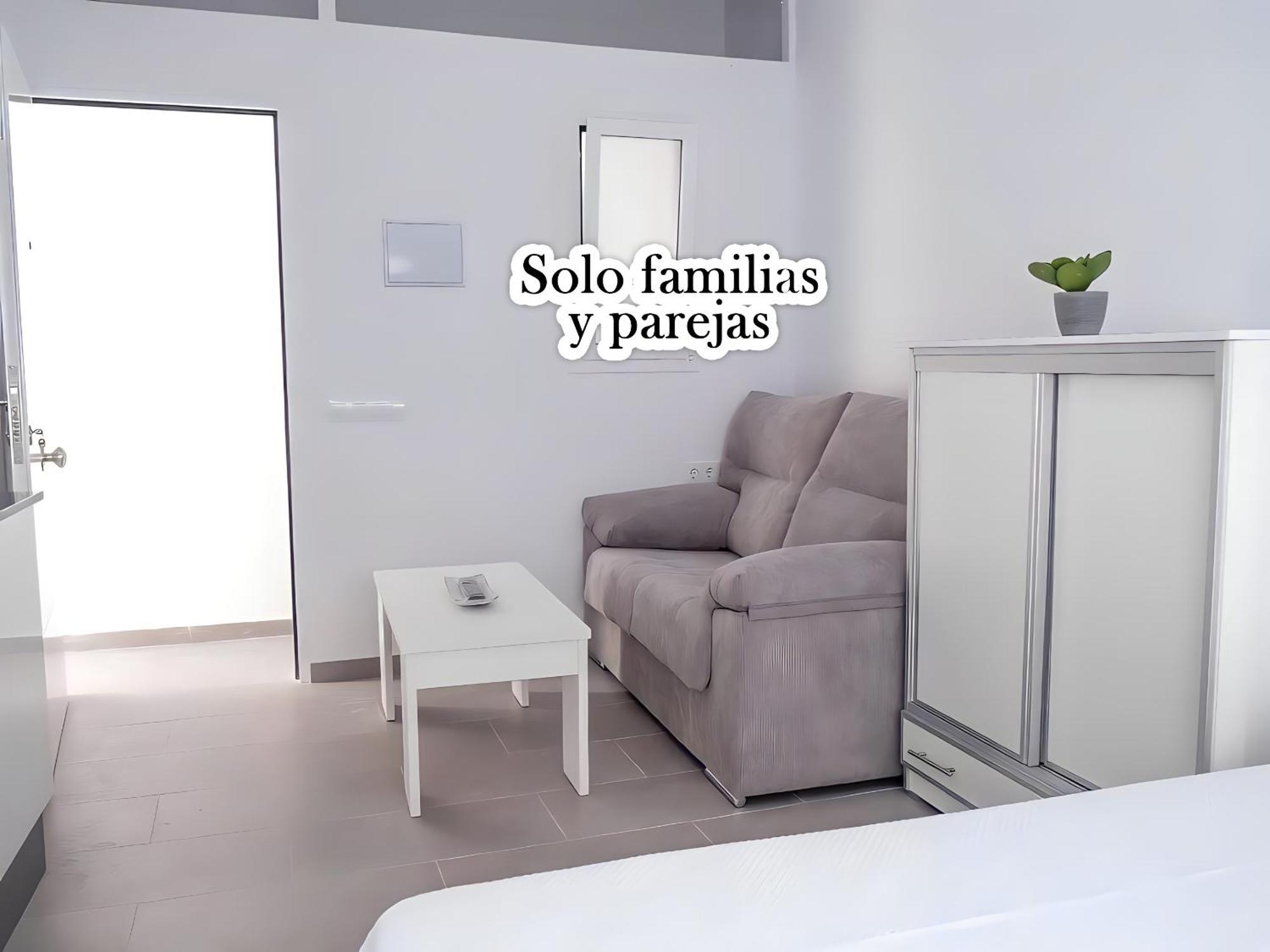 Apartment Estudios Contemporaneos Y Centricos Solo Familias Parejas *